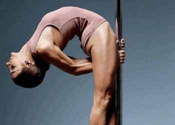 Μάθε την τέχνη του pole dancing από τις καλύτερες