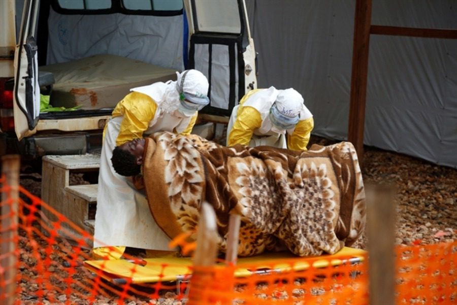 Ο Έμπολα απειλεί ξανά την Αφρική: Στέλνει βοήθεια ο ΠΟΥ