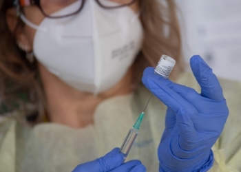 Εμβολιασμός σε οίκο ευγηρίας
Λευκωσία, Κύπρος  //
Vaccination at senior peoples’ home
Lefkosia, Cyprus