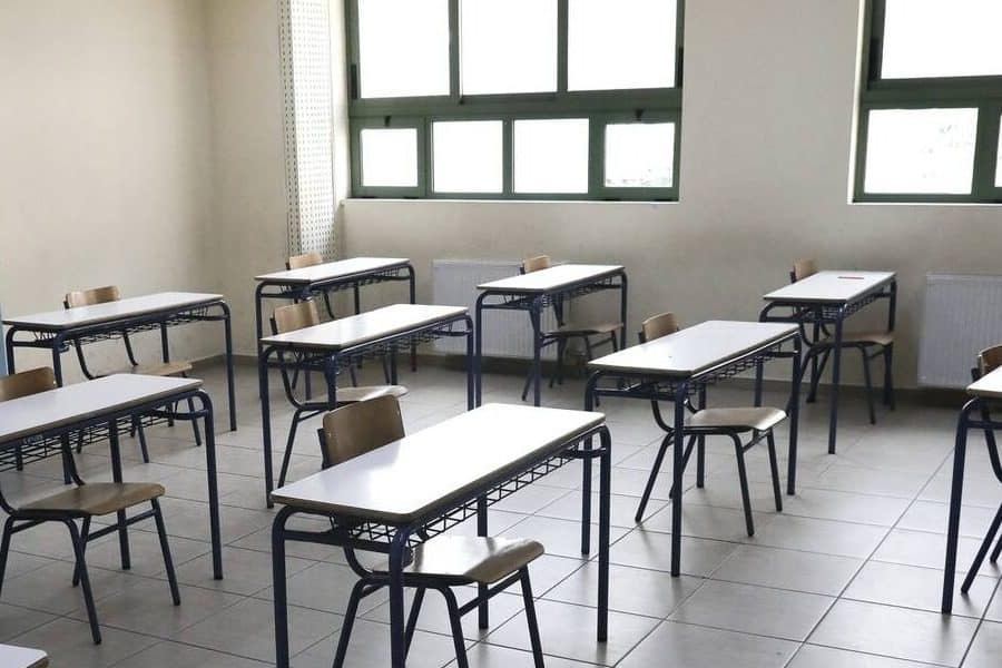 «Σε αγαπάω πολύ, μου λείπεις»: Το SMS της καθηγήτριας στον 13χρονο μαθητή
