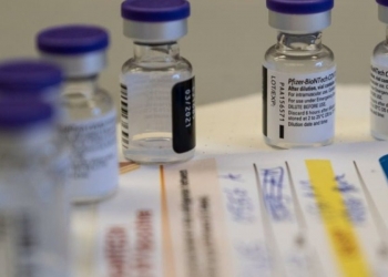 Pfizer: Το εμβόλιό μας είναι ασφαλές και προστατεύει παιδιά ακόμη και 12 ετών