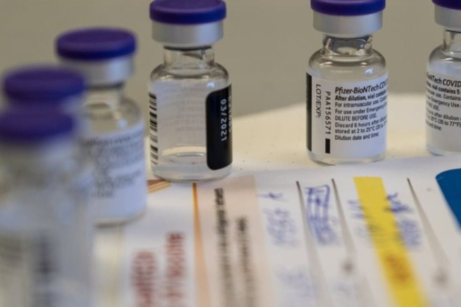 Pfizer: Το εμβόλιό μας είναι ασφαλές και προστατεύει παιδιά ακόμη και 12 ετών