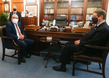 ΠτΔ – ΠτΒ
Προεδρικό Mέγαρο, Λευκωσία, Κύπρος
Ο Πρόεδρος της Δημοκρατίας κ. Νίκος Αναστασιάδης σε συνάντηση με τον Πρόεδρο της Βουλής των Αντιπροσώπων κ. Αδάμο Αδάμου.
//
PoR - House President
Presidential Palace. Lefkosia, Cyprus
The President of the Republic, Mr Nicos Anastasiades, in a meeting with the President of the House of Representatives, Mr Adamos Adamou.