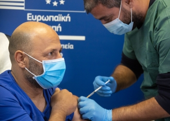 Εμβολιασμός στο Γενικό Νοσοκομείο Αμμοχώστου
Γενικο Νοσοκομείο Αμμοχωστου, Ελεύθερη Περιοχή Αμμοχώστου, Κύπρος
Εμβολιασμός στο Γενικό Νοσοκομείο Αμμοχώστου

//
Vaccination at Ammochostos General Hospital 
Ammochostos  General Hospita;Ammochostos, Cyprus
Vaccination at Ammochostos General Hospital