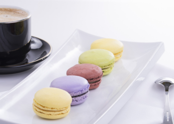 Γλυκό και καφές