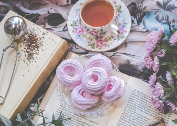 Γλυκά και καφές