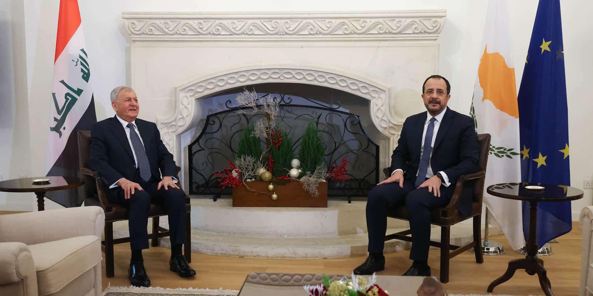 ΠτΔ – Πρόεδρος του Ιράκ – Επίσημη επίσκεψη – Κατ’ ιδίαν συνάντηση
Προεδρικό Μέγαρο, Λευκωσία, Κύπρος
O Πρόεδρος της Δημοκρατίας κ. Νίκος Χριστοδουλίδης σε κατ’ ιδίαν συνάντηση με τον Πρόεδρο του Ιράκ Δρ Abdul Latif Rashid.
//
PoR – President of the Republic of Iraq – Official visit – Tête-à-tête meeting
Presidential Palace, Lefkosia, Cyprus 
The President of the Republic, Mr Nikos Christodoulides, at a tête-à-tête meeting with the President of the Republic of Iraq, Dr Abdul Latif Rashid.
