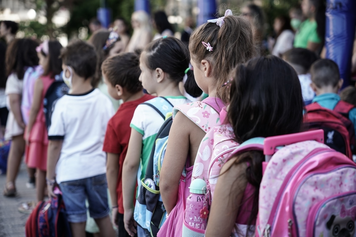 The Prime Minister of Greece Kyriakos Mitsotakis, attends the yearly blessing ceremony marking the start of the new school year, at the 2nd Primary School of Drapetsona, in Attica, on Sept. 12, 2022 / Αγιασμός στο 2ο Δημοτικό Σχολείο Δραπετσώνας, παρουσία του Πρωθυπουργού Κυριάκου Μητσοτάκη, στη Δραπετσόνα, στις 12 Σεπτεμβρίου, 2022